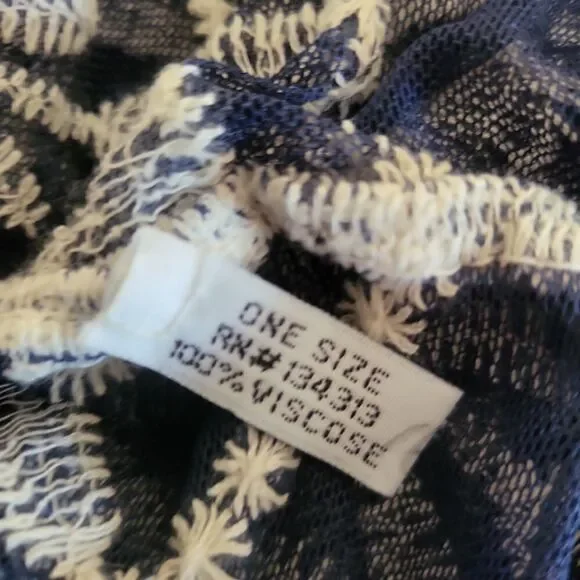 Super cute long embroidered kimono cover up - Picture 6 of 6